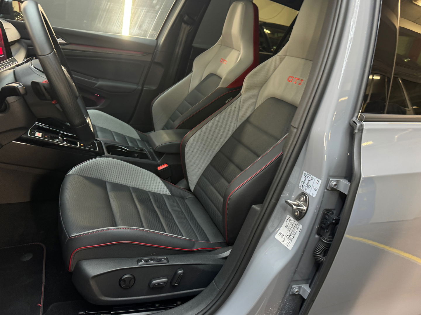 Volkswagen Golf 2.0 TSI GTI Clubsport Pano|Akrapovic|HuD|H/K