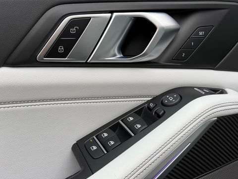 BMW X5 BMW X5 xDrive50e High Executive M Sport Automaat |BOMVOL!