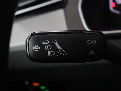 Volkswagen Passat 1.4 TSI PHEV GTE | Stoelverwarming | Virtual Cockpit | Massage | Memory | Carplay | Camera | Matrix LED | Navigatie | Parkeerhulp | Adaptive cruise | Plug In