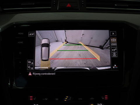 Volkswagen Passat 1.4 TSI PHEV GTE | Stoelverwarming | Virtual Cockpit | Massage | Memory | Carplay | Camera | Matrix LED | Navigatie | Parkeerhulp | Adaptive cruise | Plug In