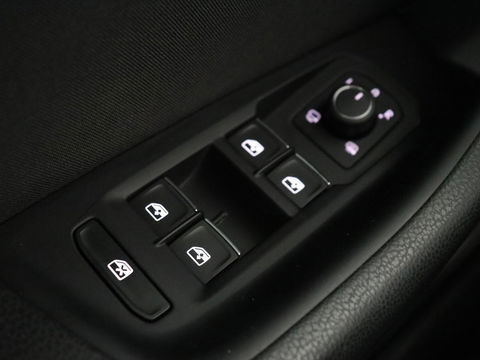 Volkswagen Passat 1.4 TSI PHEV GTE | Stoelverwarming | Virtual Cockpit | Massage | Memory | Carplay | Camera | Matrix LED | Navigatie | Parkeerhulp | Adaptive cruise | Plug In