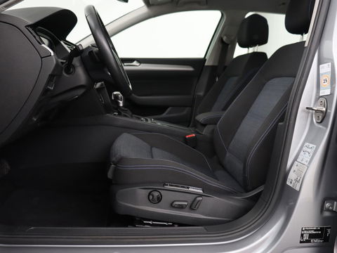 Volkswagen Passat 1.4 TSI PHEV GTE | Stoelverwarming | Virtual Cockpit | Massage | Memory | Carplay | Camera | Matrix LED | Navigatie | Parkeerhulp | Adaptive cruise | Plug In