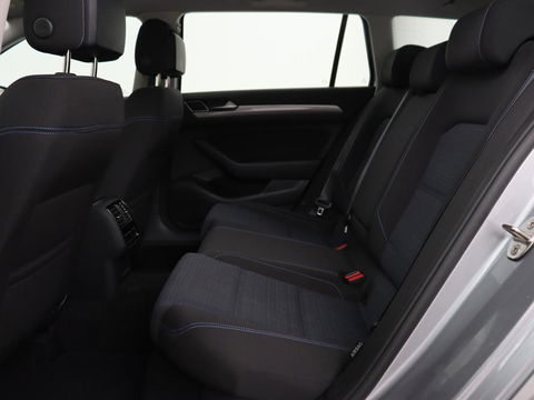 Volkswagen Passat 1.4 TSI PHEV GTE | Stoelverwarming | Virtual Cockpit | Massage | Memory | Carplay | Camera | Matrix LED | Navigatie | Parkeerhulp | Adaptive cruise | Plug In