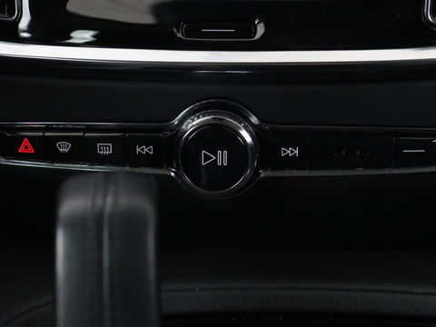 Volvo V60 2.0 T6 Recharge AWD Inscription