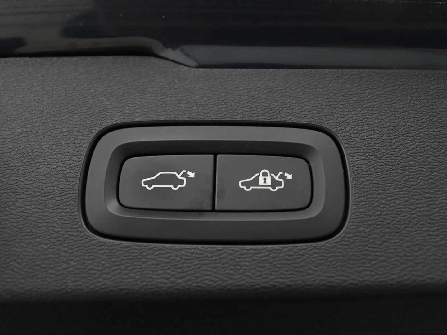 Volvo V60 2.0 T6 Recharge AWD Inscription