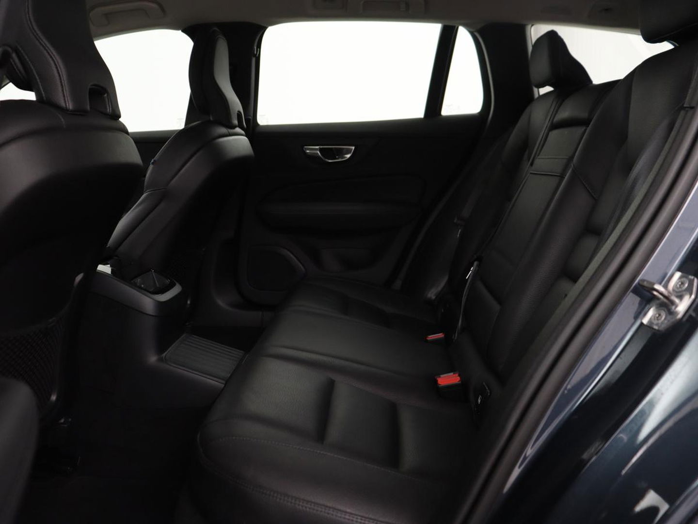 Volvo V60 2.0 T6 Recharge AWD Inscription