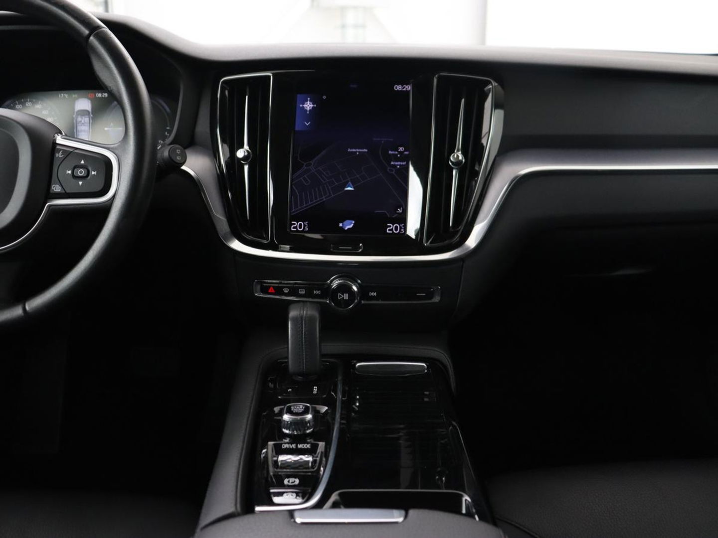 Volvo V60 2.0 T6 Recharge AWD Inscription