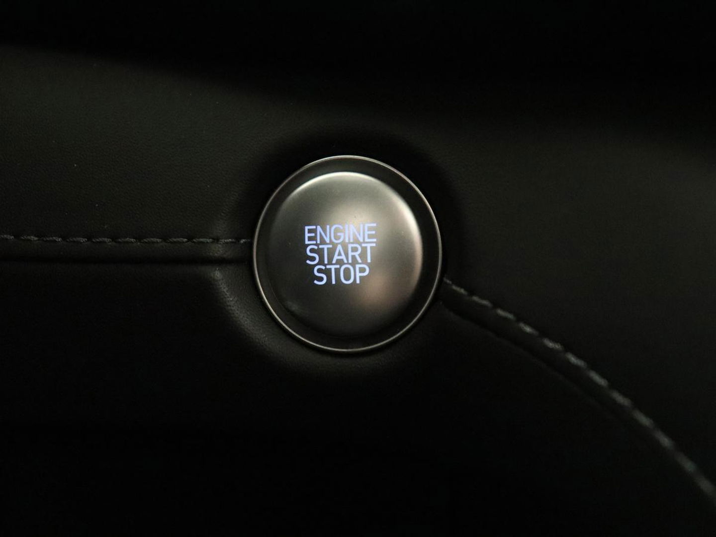 Hyundai Santa Fe 1.6 T-GDI PHEV Premium Sky | Panoramadak | Stoelventilatie | Head-Up | Leder | Krell Audio | 360 Camera | Plug In