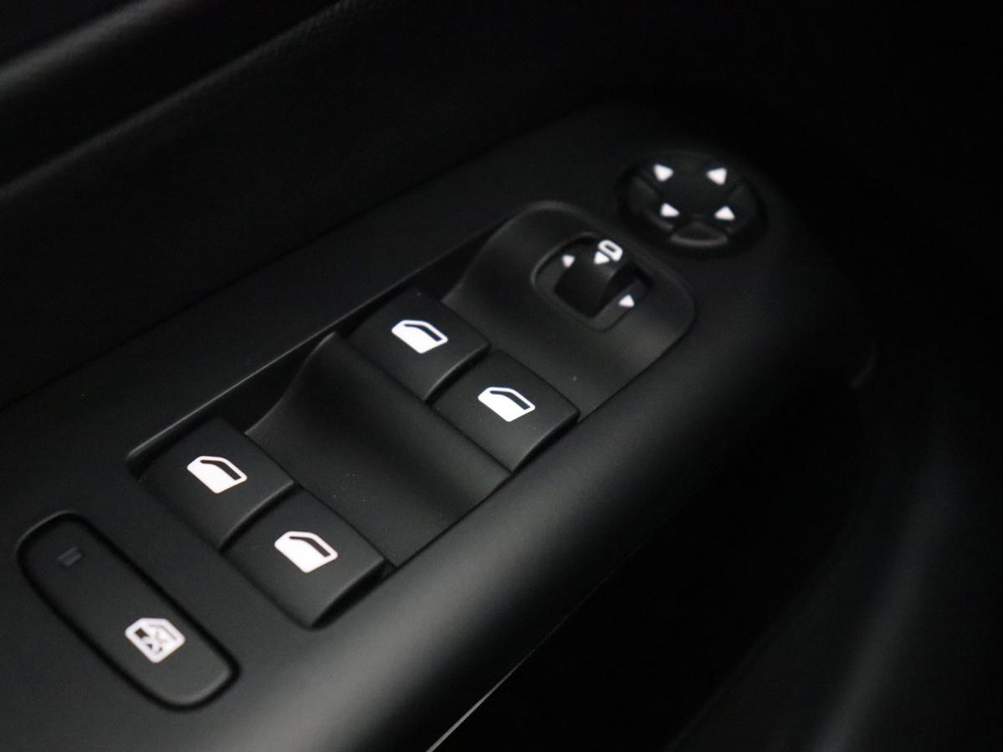 Citroën C5 Aircross 1.6 Plug-in Hybrid 225 Feel | Camera | Carplay | Half leder | Navigatie | Digital Cockpit | Bluetooth | Parkeerhulp | PHEV | Plug In