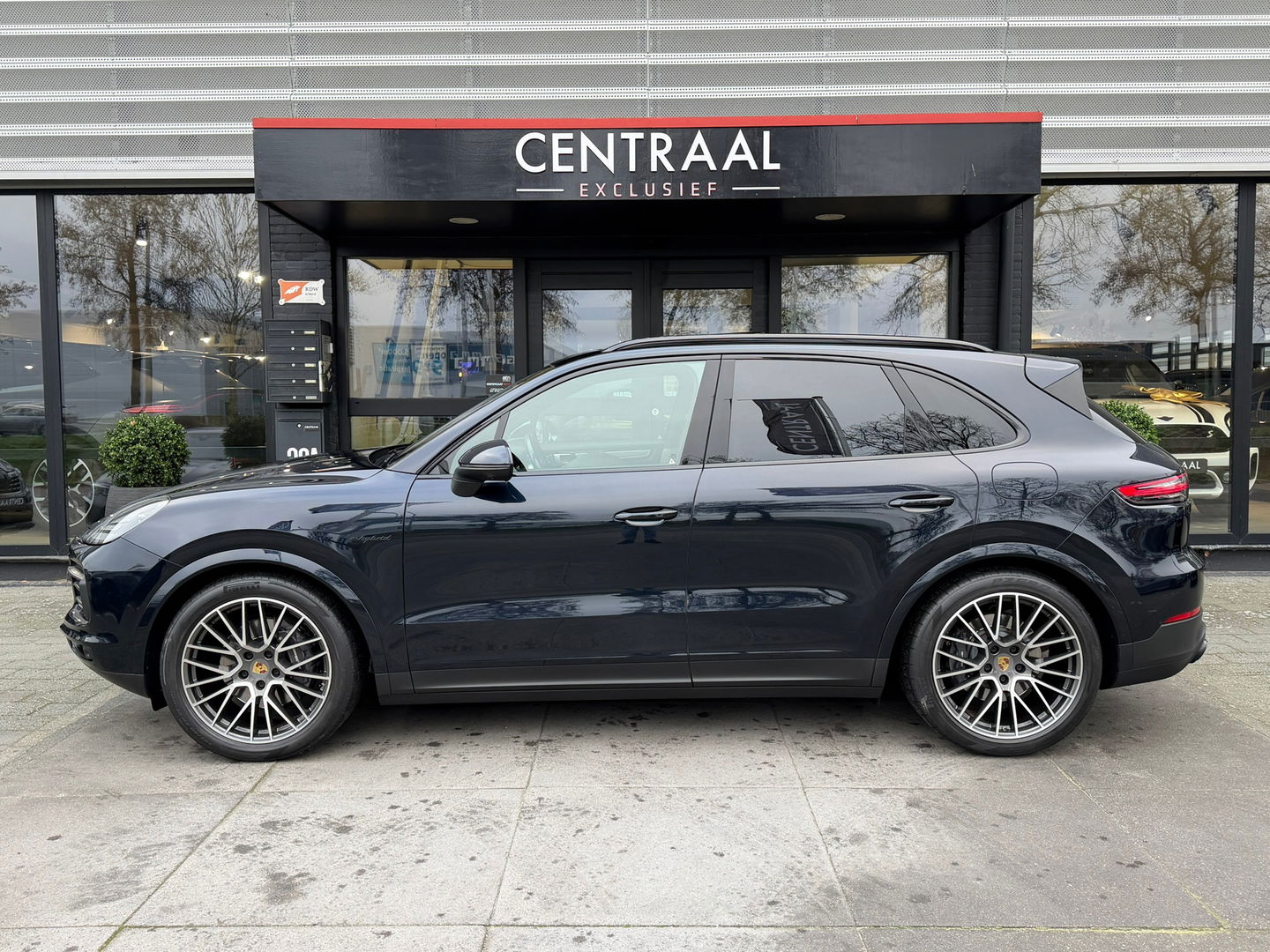 Porsche Cayenne 3.0 E-Hybrid Platinum Edition|Pano|Sportchrono|Bose|Sport design|Memory|Luchtvering|360Camera|Leder|NL-Auto