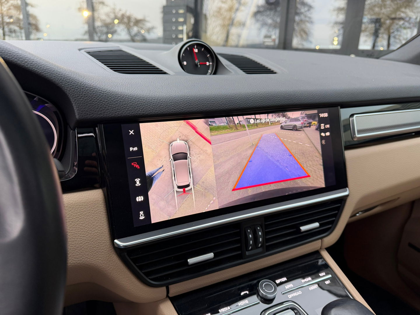 Porsche Cayenne 3.0 E-Hybrid Platinum Edition|Pano|Sportchrono|Bose|Sport design|Memory|Luchtvering|360Camera|Leder|NL-Auto