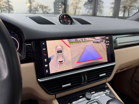 Porsche Cayenne 3.0 E-Hybrid Platinum Edition|Pano|Sportchrono|Bose|Sport design|Memory|Luchtvering|360Camera|Leder|NL-Auto