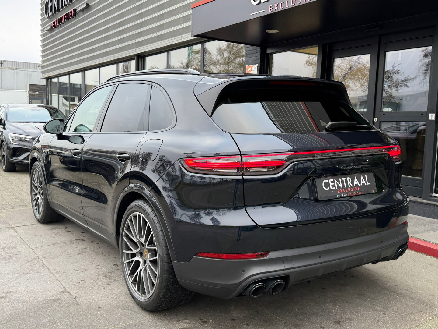 Porsche Cayenne 3.0 E-Hybrid Platinum Edition|Pano|Sportchrono|Bose|Sport design|Memory|Luchtvering|360Camera|Leder|NL-Auto