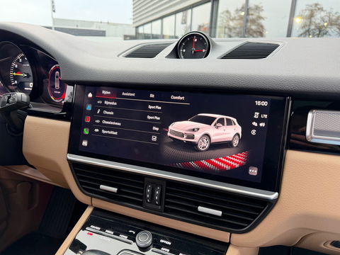 Porsche Cayenne 3.0 E-Hybrid Platinum Edition|Pano|Sportchrono|Bose|Sport design|Memory|Luchtvering|360Camera|Leder|NL-Auto