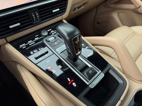 Porsche Cayenne 3.0 E-Hybrid Platinum Edition|Pano|Sportchrono|Bose|Sport design|Memory|Luchtvering|360Camera|Leder|NL-Auto