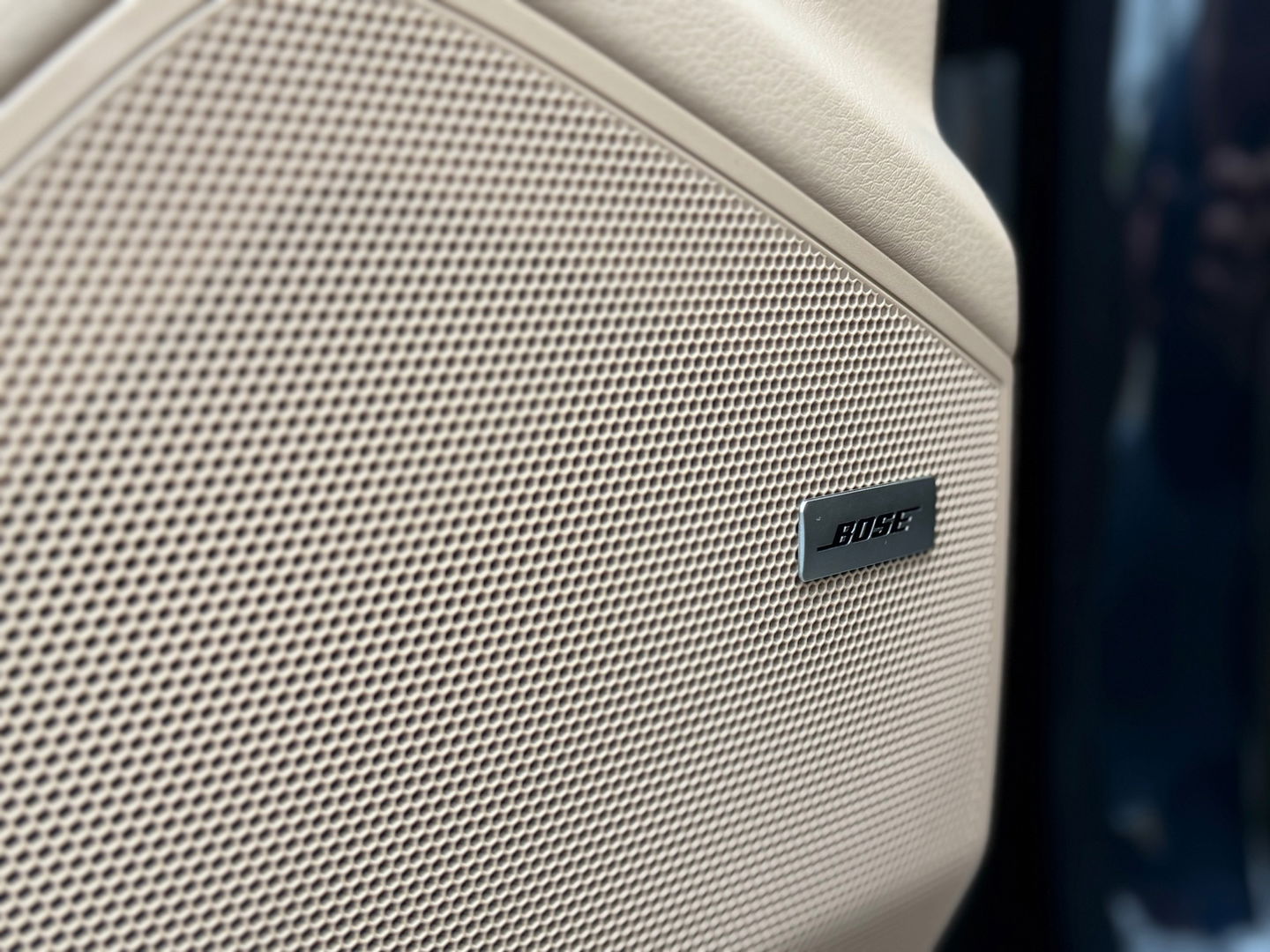 Porsche Cayenne 3.0 E-Hybrid Platinum Edition|Pano|Sportchrono|Bose|Sport design|Memory|Luchtvering|360Camera|Leder|NL-Auto