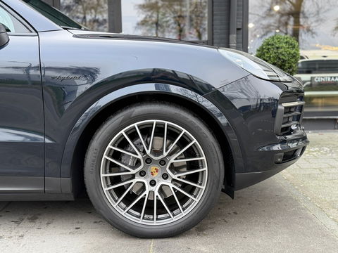 Porsche Cayenne 3.0 E-Hybrid Platinum Edition|Pano|Sportchrono|Bose|Sport design|Memory|Luchtvering|360Camera|Leder|NL-Auto