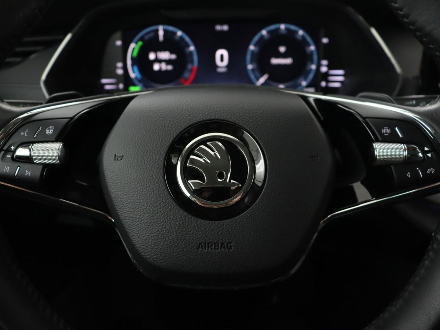 Škoda Octavia 1.4 TSI iV PHEV Business Edition | Trekhaak | Stoel & stuuverwarming | Camera | Carplay | Navigatie | Virtual Cockpit | Full LED | Achterbankverwarming | Plug In