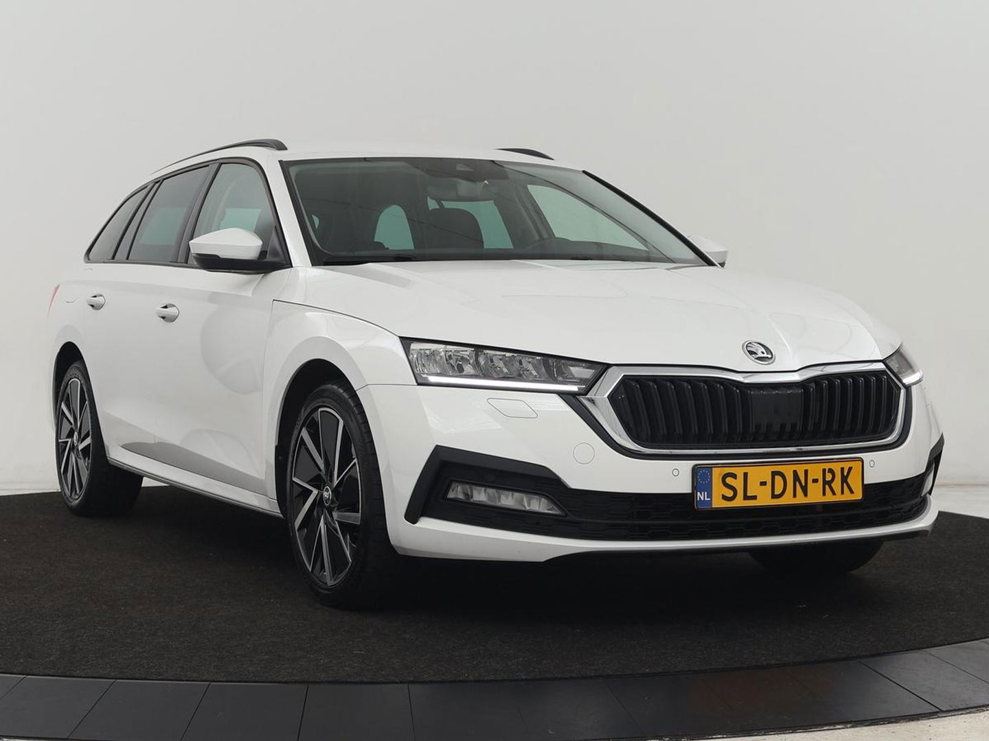 Škoda Octavia Combi 1.4 TSI iV PHEV Business Edition