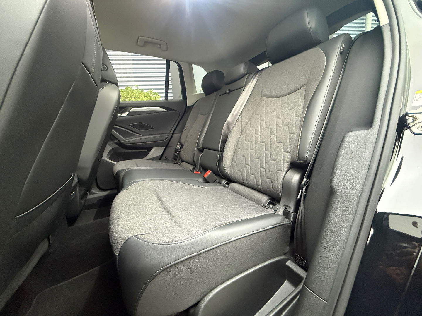 Volkswagen Tiguan 1.5 eTSI Life Edition ACC|Winterpakket|Automaat|Sfeerverlichting|Cruise