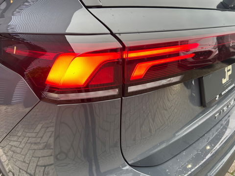 Volkswagen Tiguan 1.5 eTSI Life Edition ACC|Winterpakket|Automaat|Sfeerverlichting|Cruise