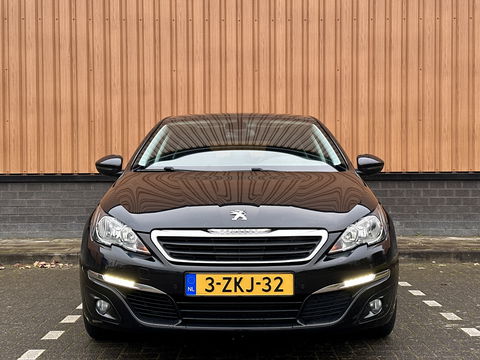 Peugeot 308 1.2 PureTech Style | Handel / Export | Glazen Panoramadak | Cruise Control | Parkeersensoren | Achteruitrijcamera | Navigatie | Bluetooth | 16" Lichtmetaal |