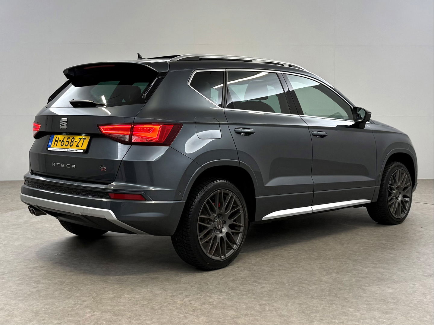SEAT Ateca 1.5 TSI FR Business Intense | Pano | Virtual | 360° | Sfeer | Adap. Cruise | Beats Audio | Carplay | Stoelverw. | NAP