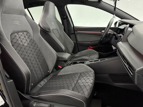 Volkswagen Golf 1.5 eTSI R-Line | Pano | Sfeer | Virtual | Clima | Adap.Cruise | Carplay | Parkeersens.