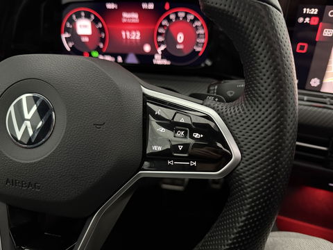 Volkswagen Golf 1.5 eTSI R-Line | Pano | Sfeer | Virtual | Clima | Adap.Cruise | Carplay | Parkeersens.