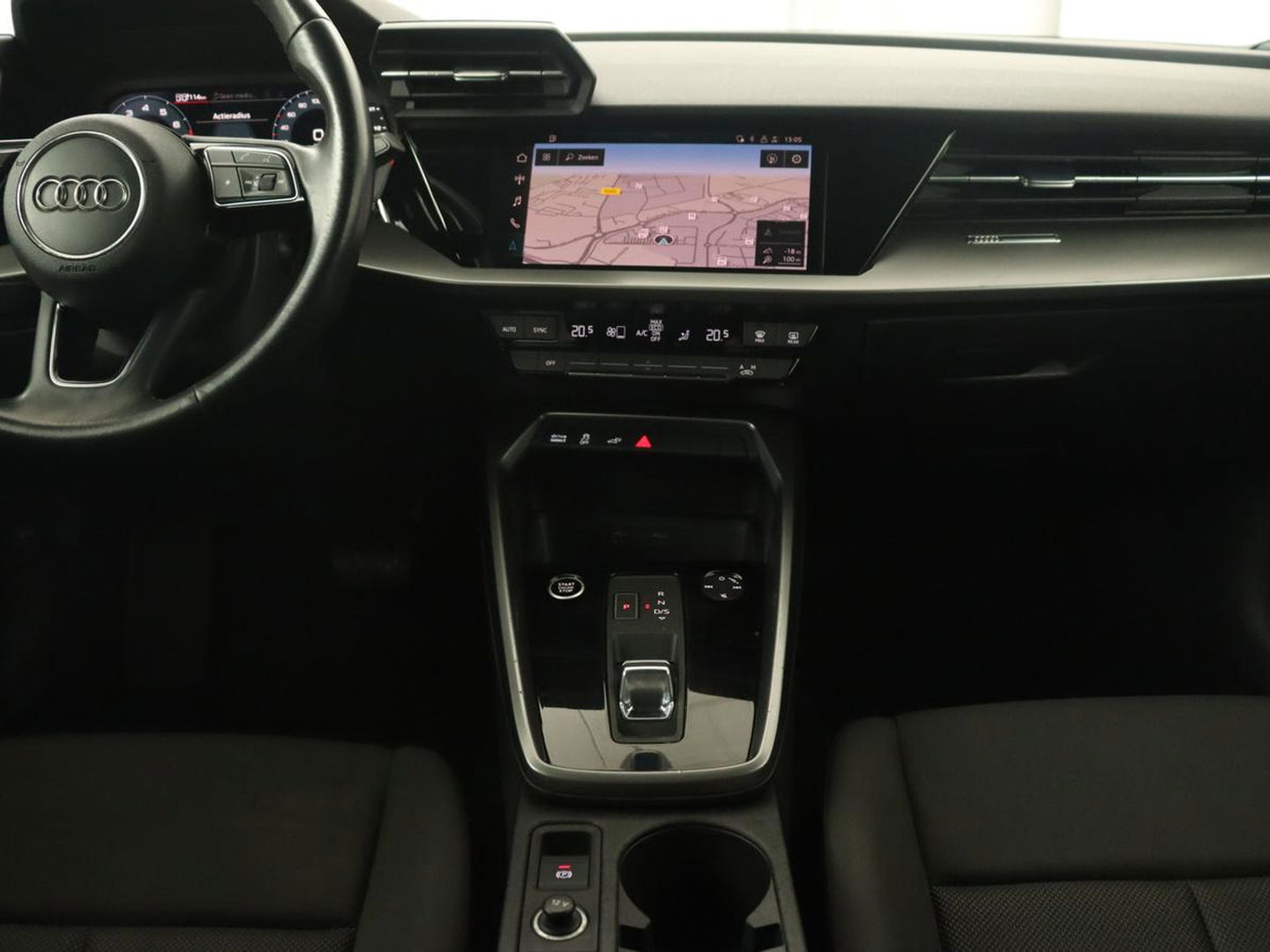 Audi A3 40 TFSI e Edition | Navigatie | Virtual Cockpit | Carplay | Climate control | Getint glas | Cruise control | Full LED | PHEV | Plug In
