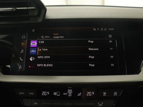 Audi A3 40 TFSI e Edition | Navigatie | Virtual Cockpit | Carplay | Climate control | Getint glas | Cruise control | Full LED | PHEV | Plug In