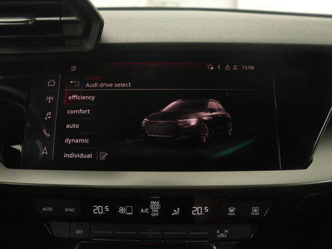 Audi A3 40 TFSI e Edition | Navigatie | Virtual Cockpit | Carplay | Climate control | Getint glas | Cruise control | Full LED | PHEV | Plug In