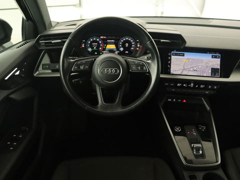 Audi A3 40 TFSI e Edition | Navigatie | Virtual Cockpit | Carplay | Climate control | Getint glas | Cruise control | Full LED | PHEV | Plug In