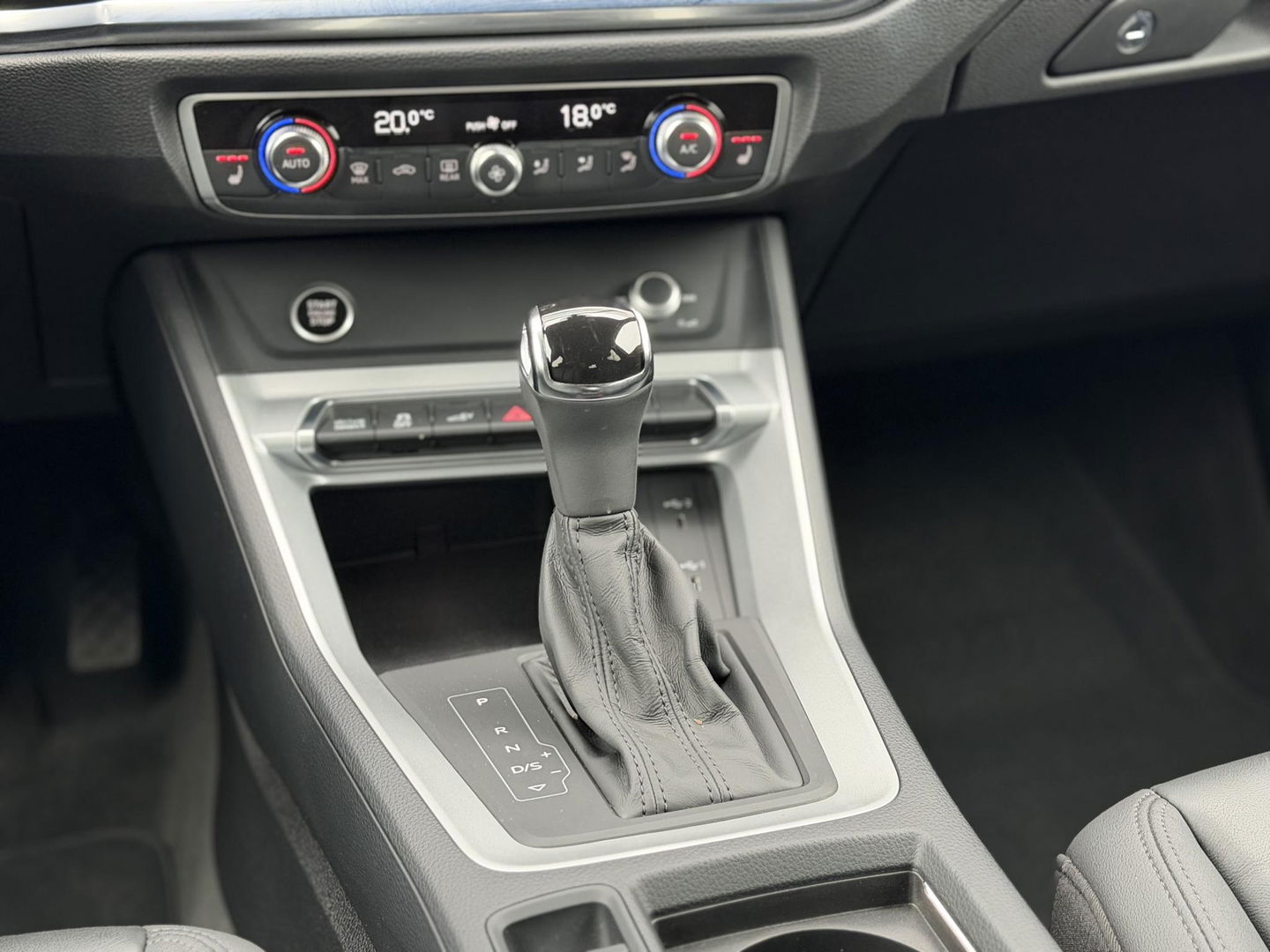 Audi Q3 45 TFSI e S edition |Black optic|Pano|Leer|Matrix|