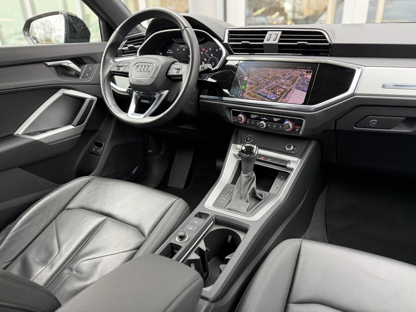 Audi Q3 45 TFSI e S edition |Black optic|Pano|Leer|Matrix|