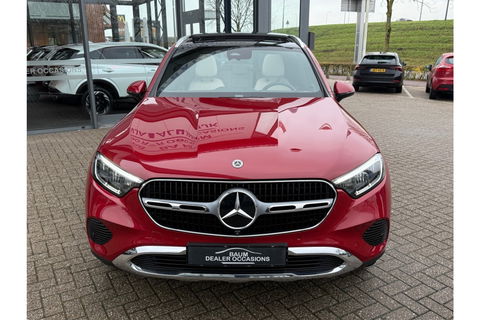 Mercedes-Benz GLC 300DE 4MATIC AMG LINE PANORAMA LEER NAVI PDC360GR.