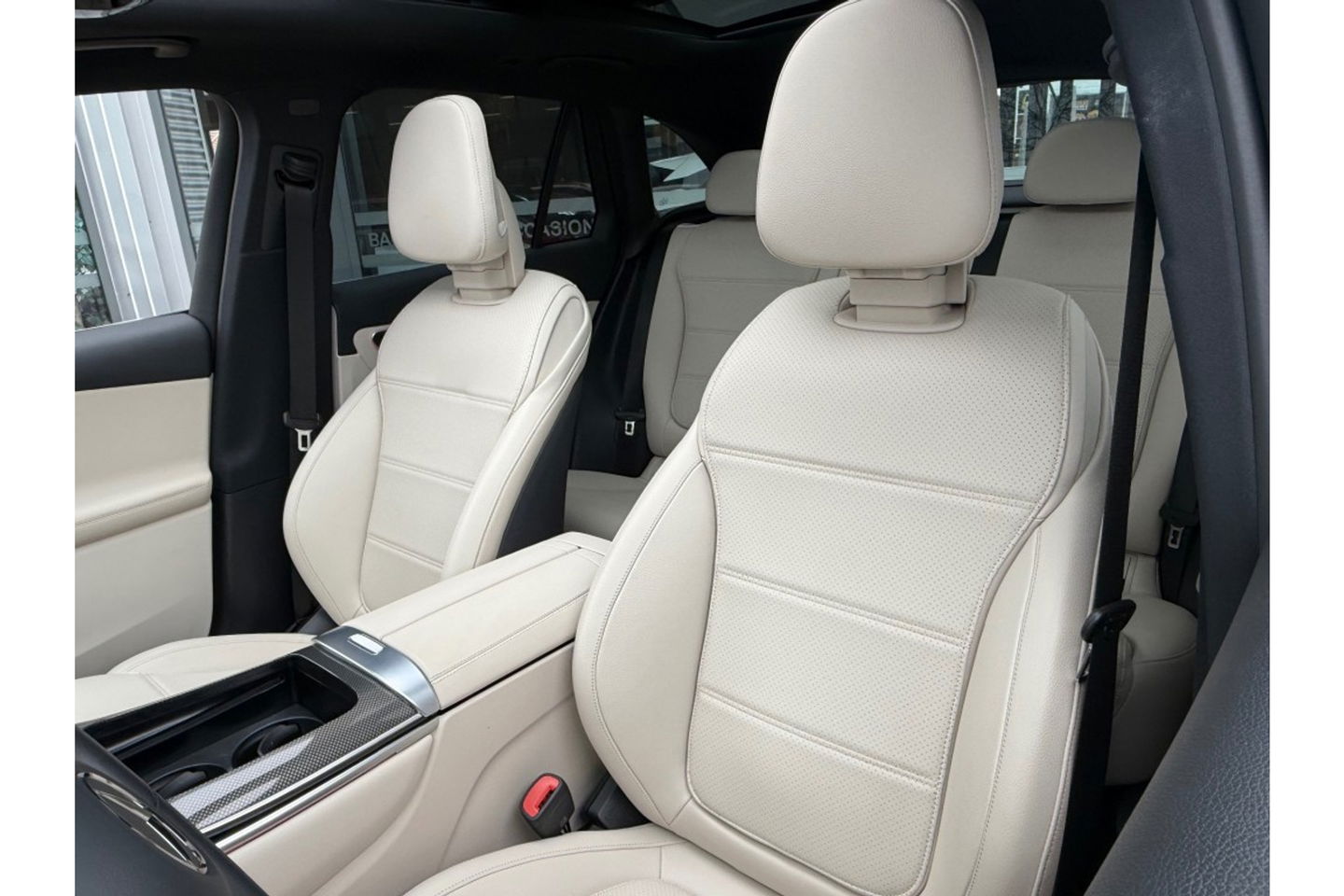 Mercedes-Benz GLC 300DE 4MATIC AMG LINE PANORAMA LEER NAVI PDC360GR.