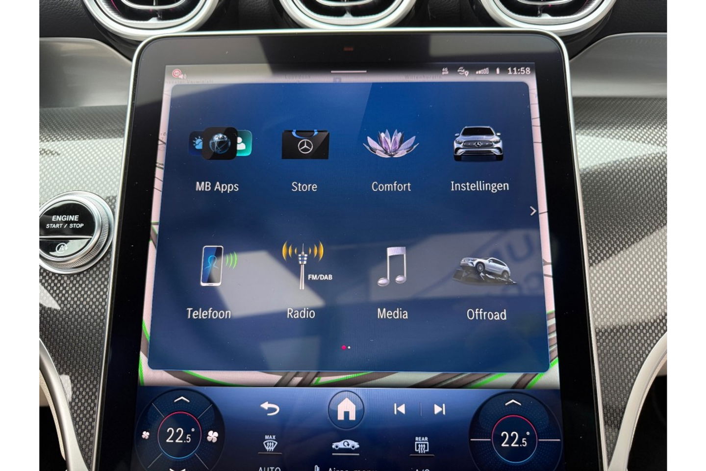 Mercedes-Benz GLC 300DE 4MATIC AMG LINE PANORAMA LEER NAVI PDC360GR.