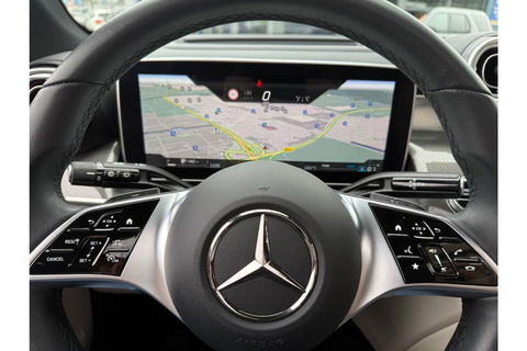 Mercedes-Benz GLC 300DE 4MATIC AMG LINE PANORAMA LEER NAVI PDC360GR.