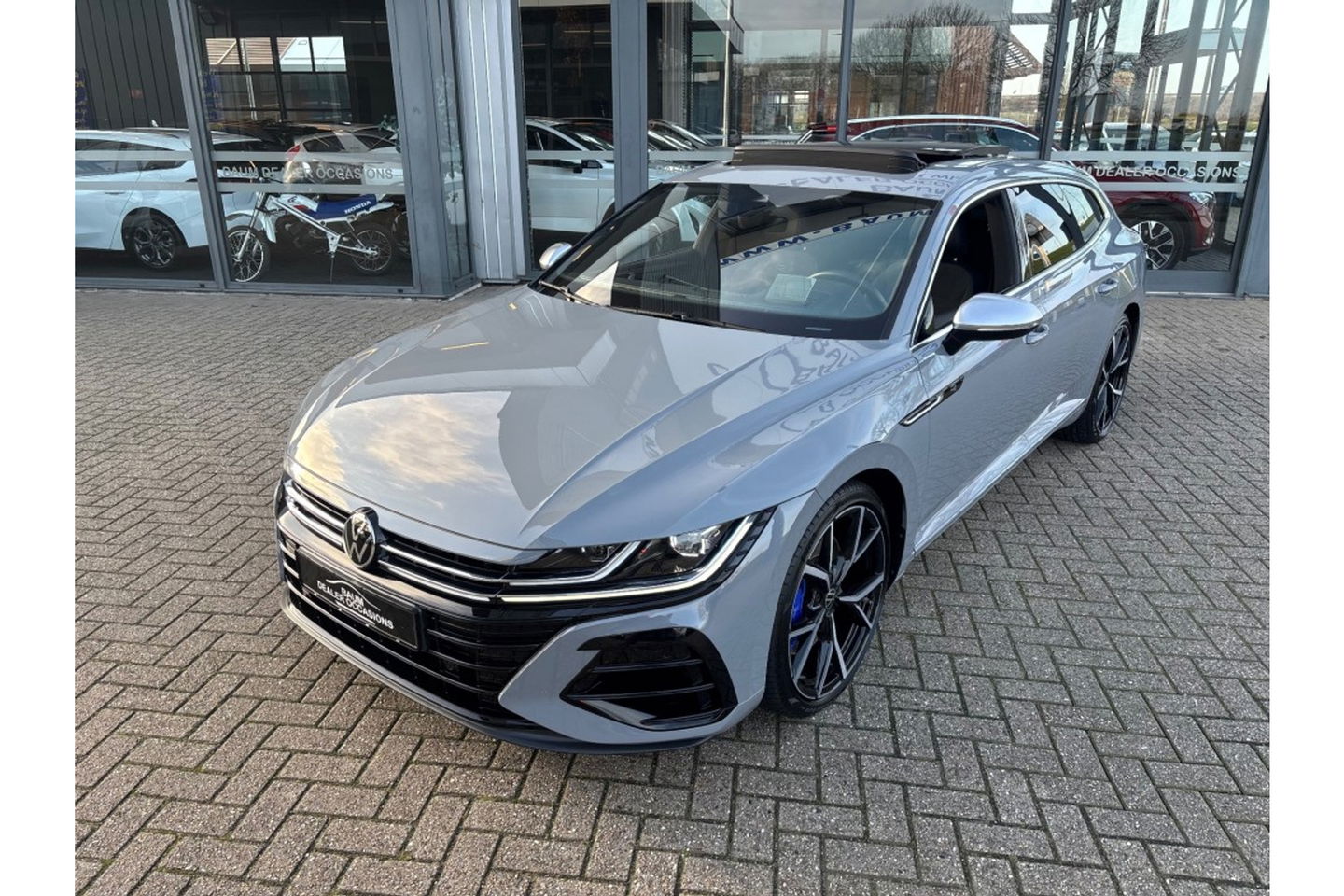 Volkswagen Arteon Shooting Brake 2.0 TSI R 320PK AUTOMAAT 4MOTION PANORAMA HEADUP.