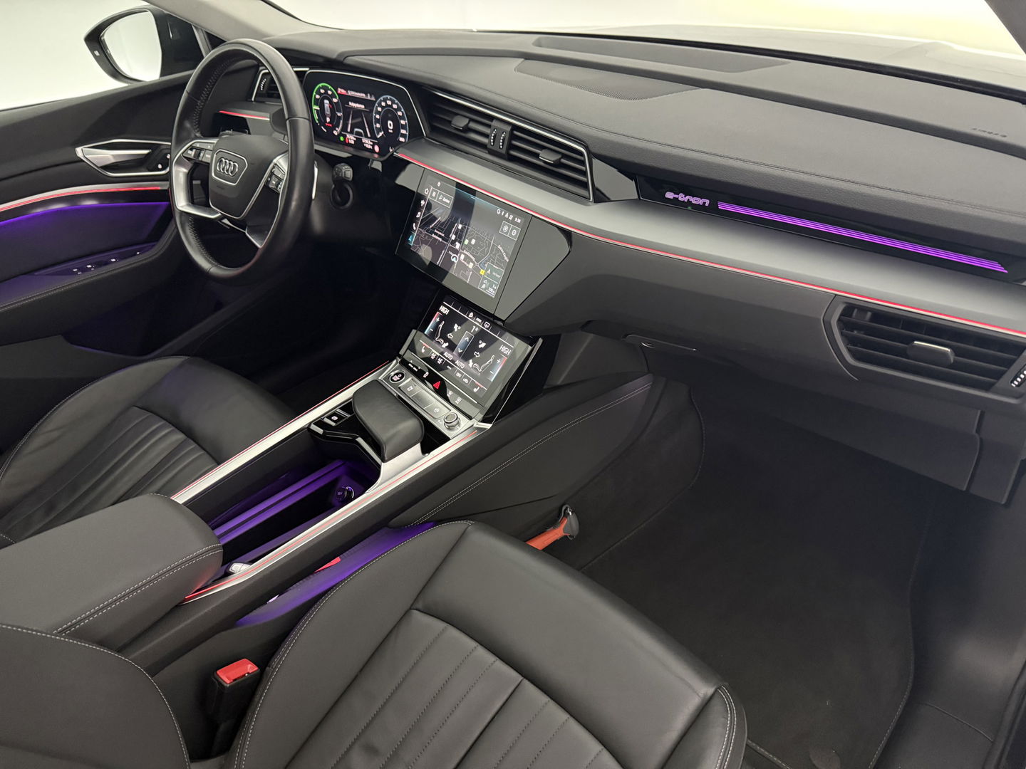 Audi e-tron 50 Quattro S-Line 71 kWh | SOH 94% | Snelladen | Pano | Sfeer | Memory | Virtual | Camera | Adap. Cruise | Carplay | Stoelverw.