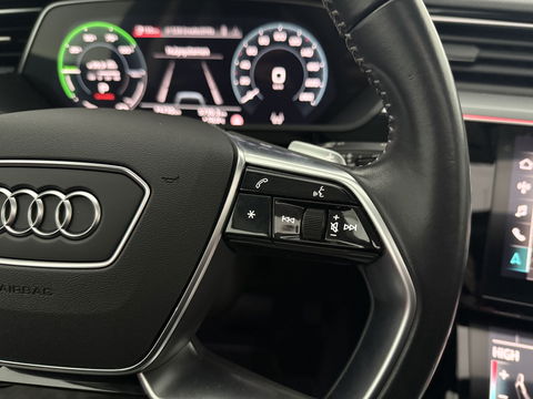 Audi e-tron 50 Quattro S-Line 71 kWh | SOH 94% | Snelladen | Pano | Sfeer | Memory | Virtual | Camera | Adap. Cruise | Carplay | Stoelverw.