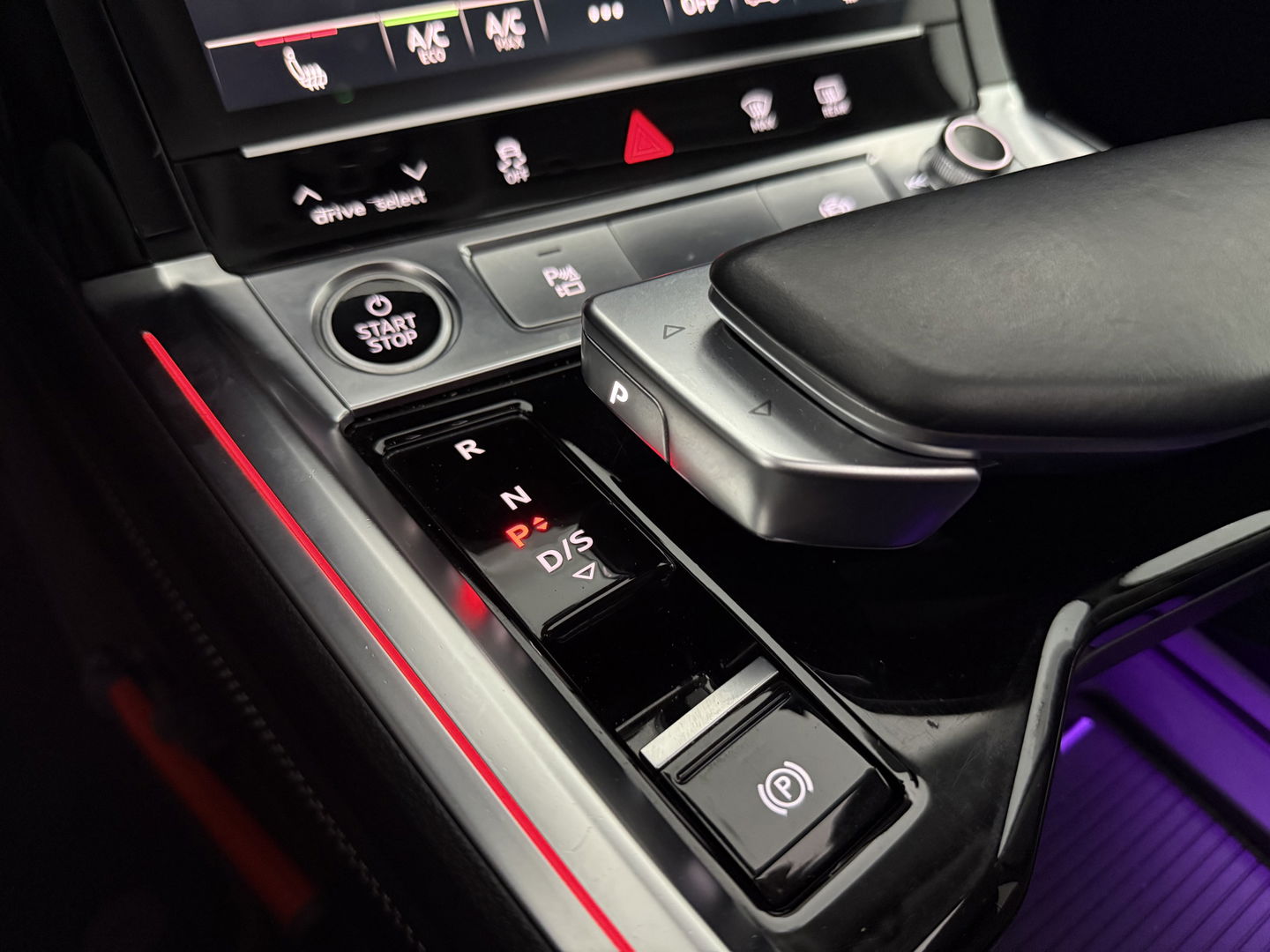 Audi e-tron 50 Quattro S-Line 71 kWh | SOH 94% | Snelladen | Pano | Sfeer | Memory | Virtual | Camera | Adap. Cruise | Carplay | Stoelverw.