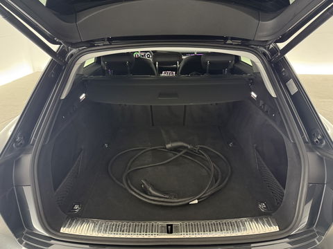 Audi e-tron 50 Quattro S-Line 71 kWh | SOH 94% | Snelladen | Pano | Sfeer | Memory | Virtual | Camera | Adap. Cruise | Carplay | Stoelverw.