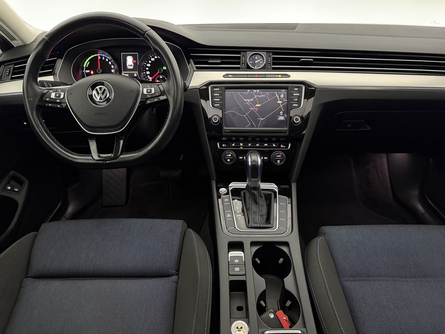 Volkswagen Passat 1.4 TSI GTE Highline | Pano | Sfeer | Carplay | Adap. Cruise | Trekh. | LED | Stoelverw.