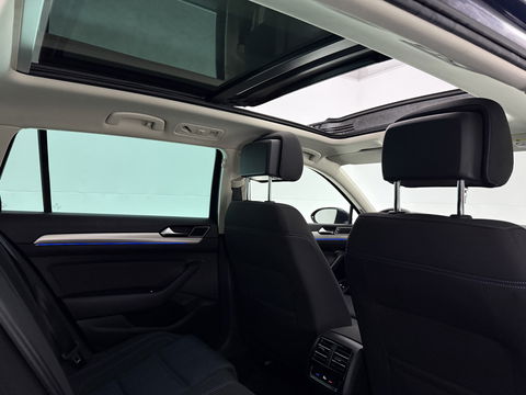 Volkswagen Passat 1.4 TSI GTE Highline | Pano | Sfeer | Carplay | Adap. Cruise | Trekh. | LED | Stoelverw.