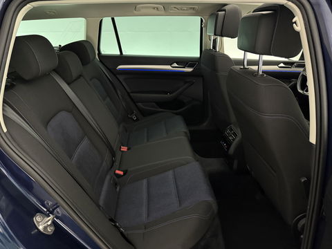 Volkswagen Passat 1.4 TSI GTE Highline | Pano | Sfeer | Carplay | Adap. Cruise | Trekh. | LED | Stoelverw.