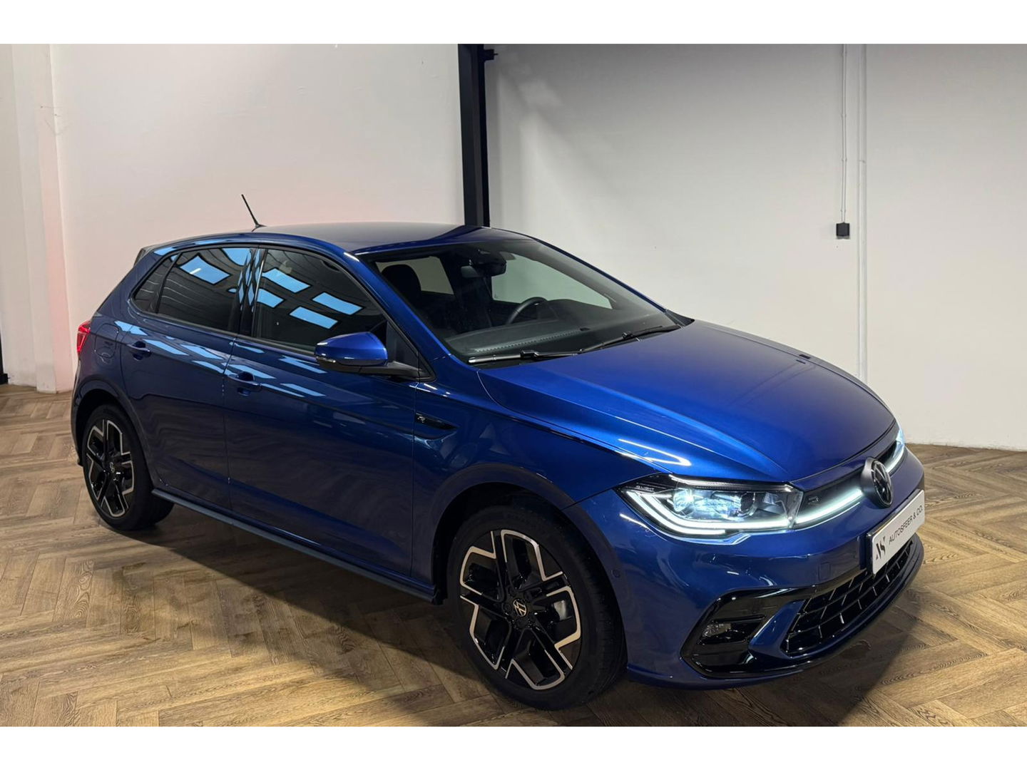 Volkswagen Polo 1.0 TSI R-Line CAM CARPLAY BLINDSPOT
