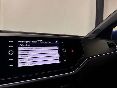 Volkswagen Polo 1.0 TSI R-Line CAM CARPLAY BLINDSPOT