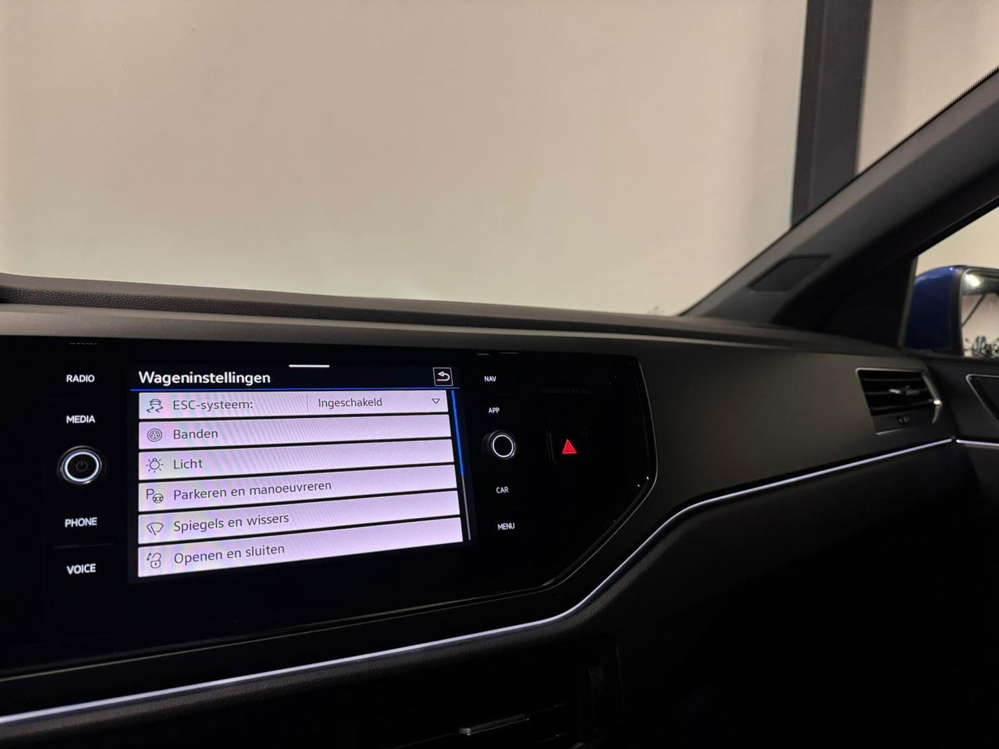 Volkswagen Polo 1.0 TSI R-Line CAM CARPLAY BLINDSPOT